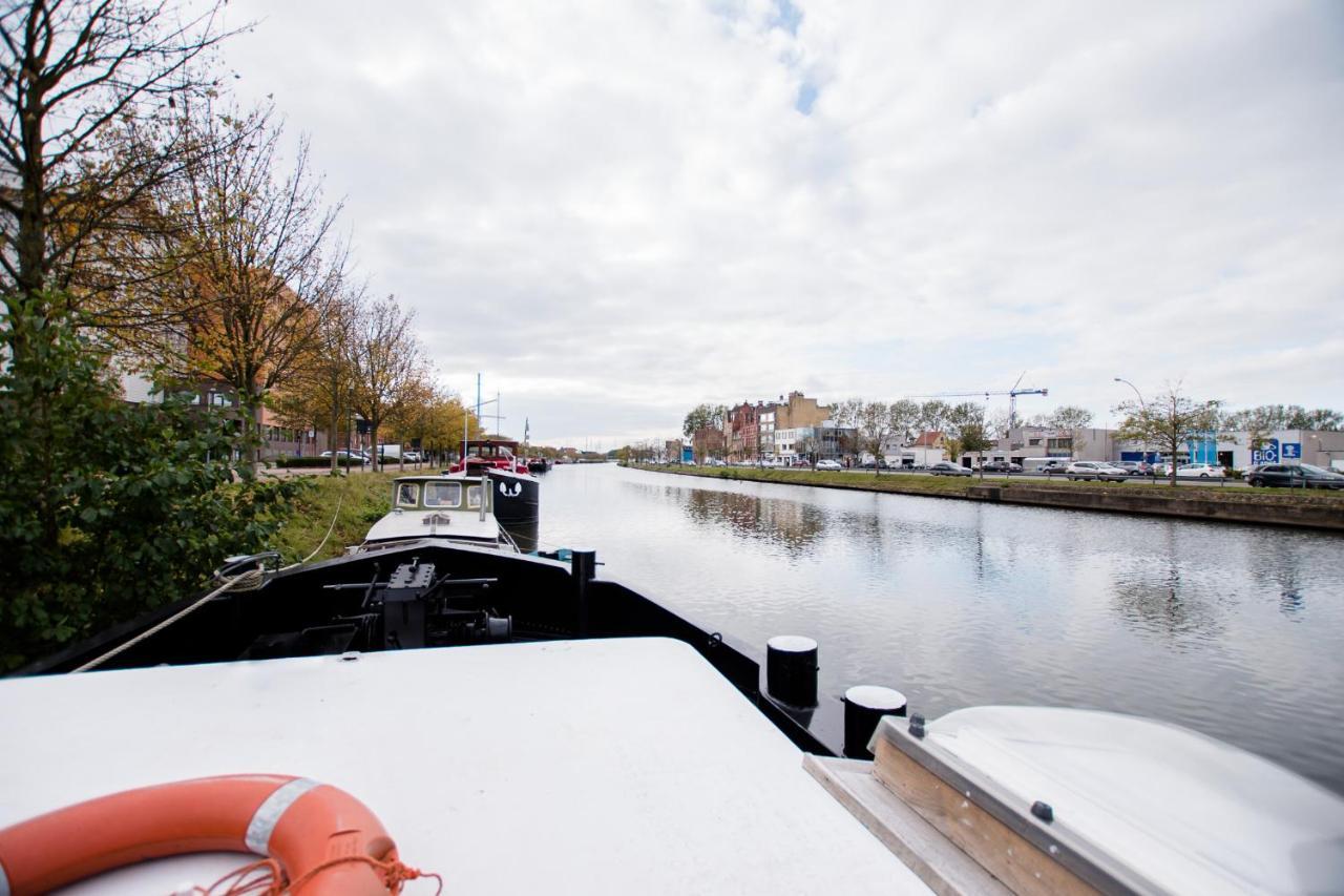 Hotel Houseboat Jana - With Sauna And Terrace Brujas Exterior foto