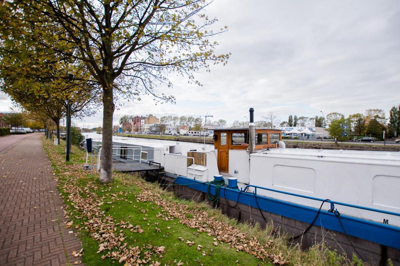 Hotel Houseboat Jana - With Sauna And Terrace Brujas Exterior foto